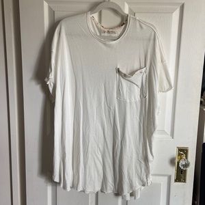 FREE PEOPLE OVERSIZED WHITE TEE